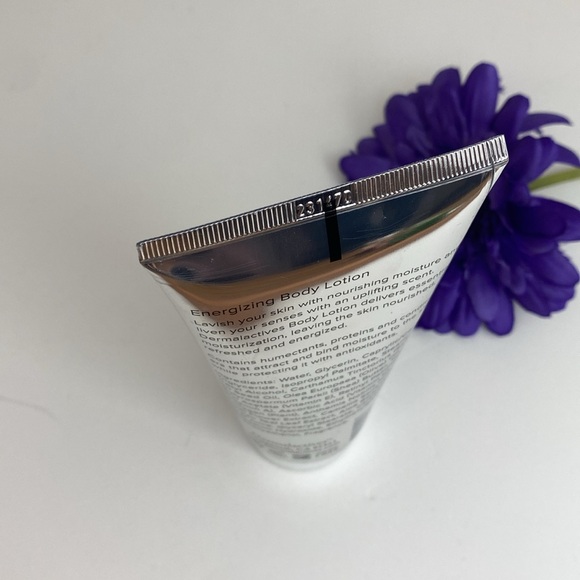 DERMALACTIVES Energizing Body Lotion, NEW sealed tube - Picture 11 of 12